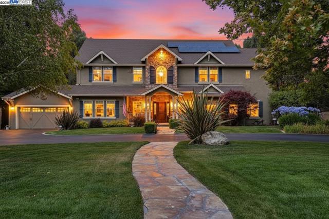 6745 Alisal St, Pleasanton CA: https://media.crmls.org/mediaz/9d5c0dbf-94f6-436c-a0d6-a80867a1f9f0.jpg
