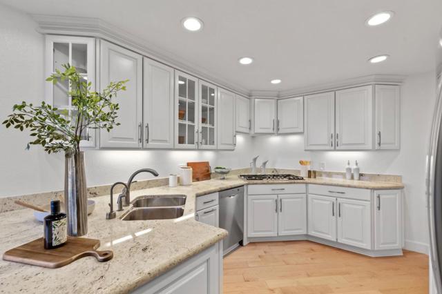 9 Mayflower Lane, San Carlos CA: https://media.crmls.org/mediaz/9d5c5f43-4c5b-4c51-a237-3f107c816630.jpg