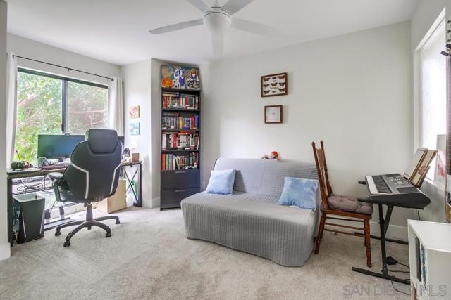 3262 Ashford St, San Diego CA: https://media.crmls.org/mediaz/9d5c9fb4-6d91-40a4-9aee-9ab7cd7a4628.jpg