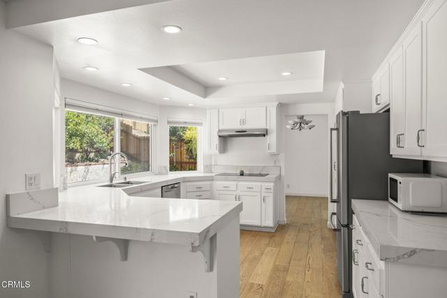 Detail Gallery Image 16 of 40 For 2325 Parkway Dr, Camarillo,  CA 93010 - 4 Beds | 3 Baths