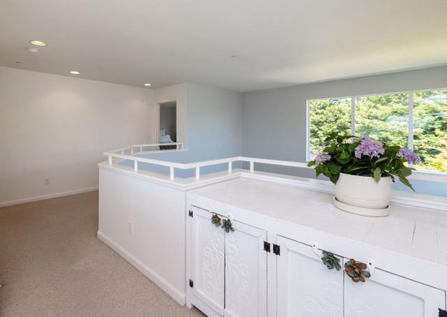 120 Fife Lane, Aptos CA: https://media.crmls.org/mediaz/9d5ea120-b5cb-4fee-bbad-c35975c4dec3.jpg