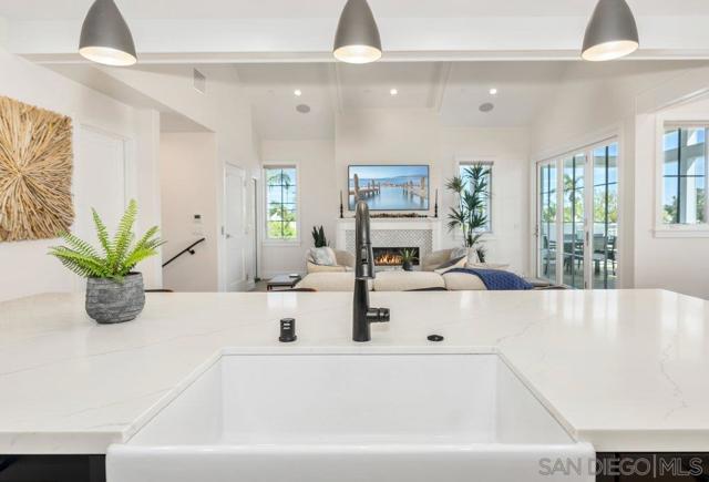 Image 16 of 75 For 478 Orange Ave