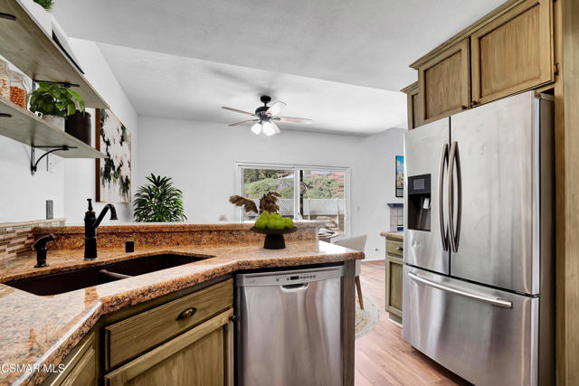 28121 Seco Canyon Road, Saugus CA: https://media.crmls.org/mediaz/9d609e38-cc53-4647-ab70-1f9ca1b27fa6.jpg