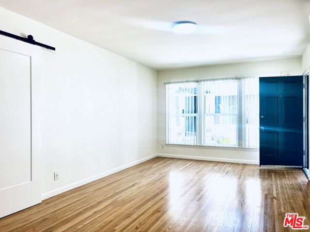 1839 N NORMANDIE Avenue, Los Angeles CA: https://media.crmls.org/mediaz/9d616004-48e9-43fb-9c54-fa10ce43c4ef.jpg