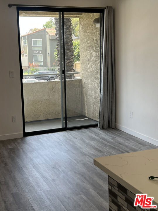 19009 Sherman Way, Reseda CA: https://media.crmls.org/mediaz/9d629a1a-d685-453b-8c2e-454d0bb9ff65.jpg
