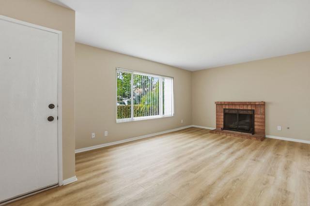 Detail Gallery Image 4 of 35 For 10261 Kaiser Pl, San Diego,  CA 92126 - 3 Beds | 2 Baths