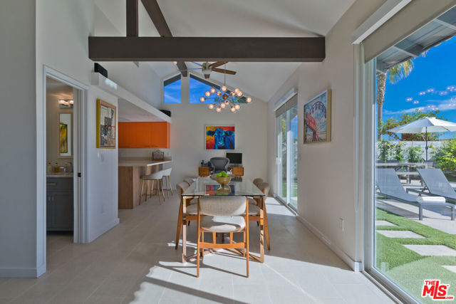 3545 Ridgeview Circle, Palm Springs CA: https://media.crmls.org/mediaz/9d633bec-24f9-4480-994d-534d3e29842a.jpg