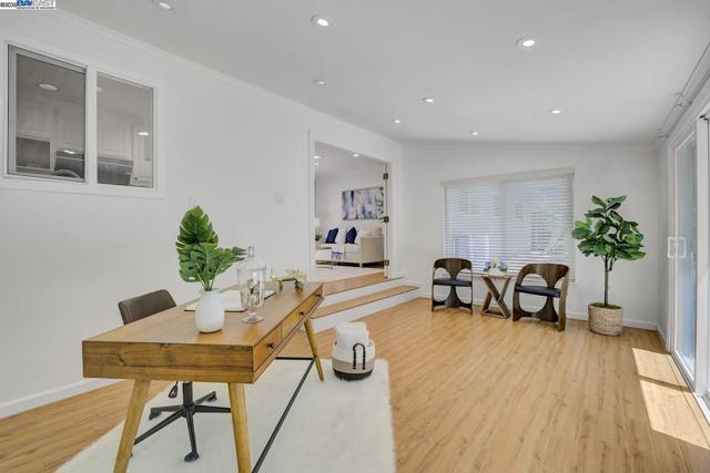 41025 Pajaro Dr, Fremont CA: https://media.crmls.org/mediaz/9d6354e0-ae84-4a39-847c-108c3172930f.jpg