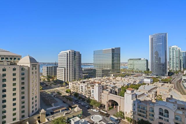 700 Harbor Drive, San Diego, California 92101, 2 Bedrooms Bedrooms, ,2 BathroomsBathrooms,Condominium,For Sale,Harbor Drive,250001369SD