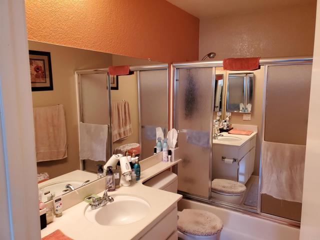 Detail Gallery Image 19 of 24 For 10180 Plam Glen Dr #58,  Santee,  CA 92071 - 3 Beds | 2/1 Baths