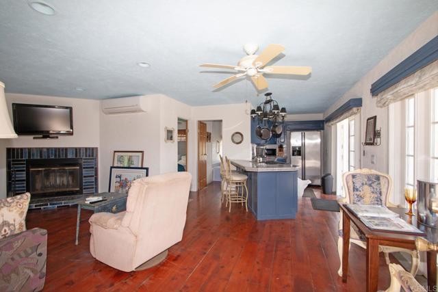 Detail Gallery Image 11 of 36 For 405 Solana Real, Fallbrook,  CA 92028 - 3 Beds | 3 Baths