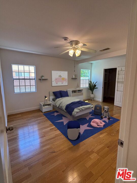 5049 Hesperia Avenue, Encino CA: https://media.crmls.org/mediaz/9d677feb-86c2-41bc-8863-2df1ac088ccf.jpg