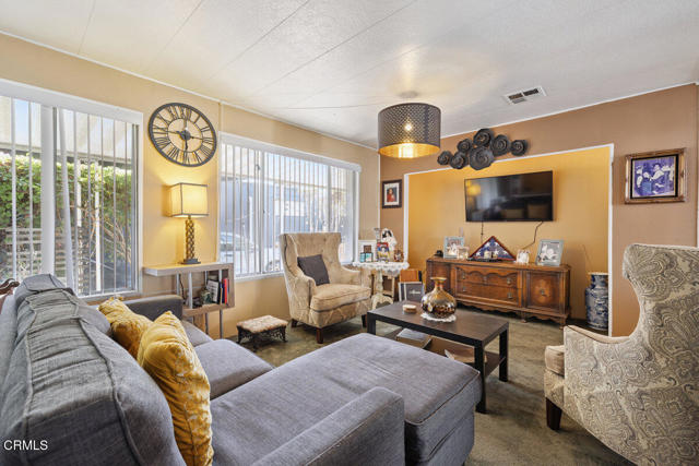 Detail Gallery Image 9 of 27 For 1550 Rory Ln #82,  Simi Valley,  CA 93063 - 3 Beds | 2 Baths