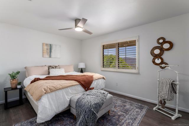 9844 Lorraine Ridge Trail, El Cajon CA: https://media.crmls.org/mediaz/9d688d1e-f2b6-42ed-a752-b4aaaa09e593.jpg