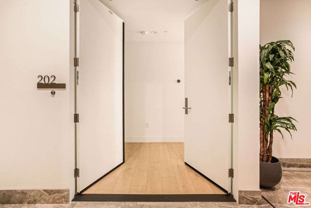 MLS #26839459 image #1