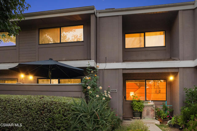 12521 Bradley Avenue, Sylmar CA: https://media.crmls.org/mediaz/9d6b0466-6ac4-4f84-be68-a4434bd0b95c.jpg
