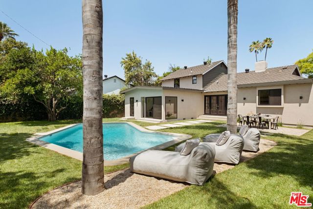 7401 Costello Avenue, Van Nuys CA: https://media.crmls.org/mediaz/9d6b2bae-7118-4cac-b4a5-a950ff77c5a2.jpg
