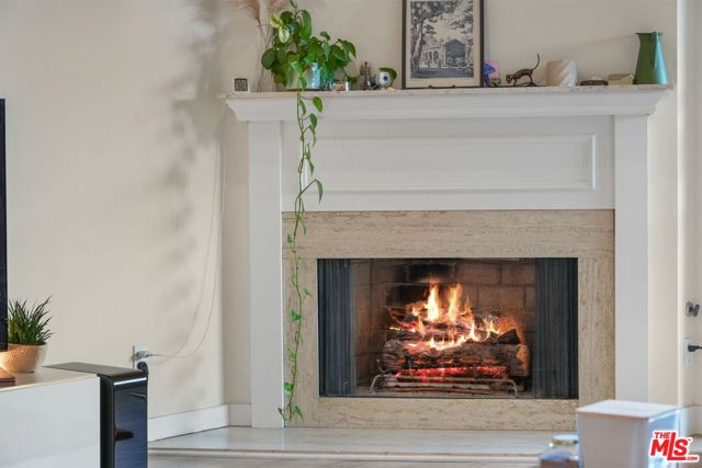 10336 Almayo Avenue, Los Angeles CA: https://media.crmls.org/mediaz/9d6d52a1-e717-460a-9cdf-37526da02421.jpg