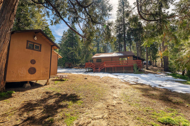 54820 Fern Drive, Idyllwild CA: https://media.crmls.org/mediaz/9d6dc805-5690-4319-a3da-9409dbf168f3.jpg