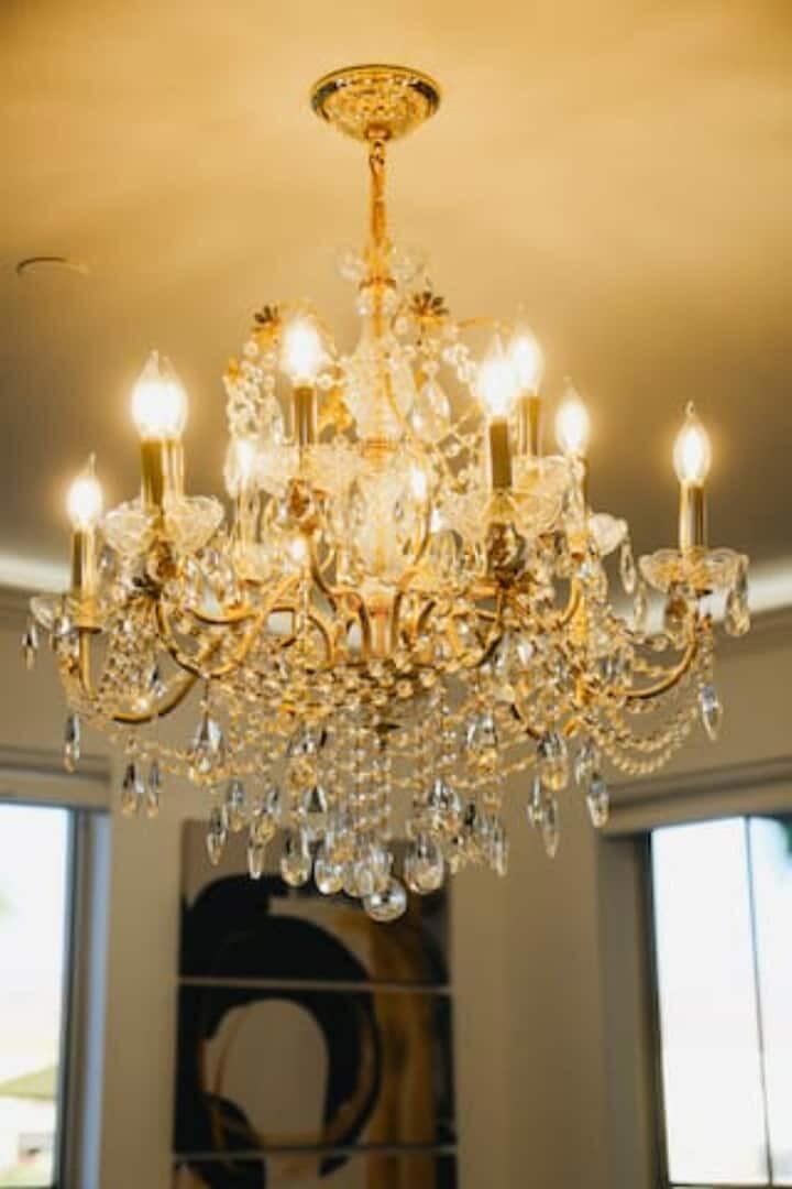 https://media.crmls.org/mediaz/9d6ef01f-28b8-4a9a-95bf-8419178b7635.jpg?preset=X-Large