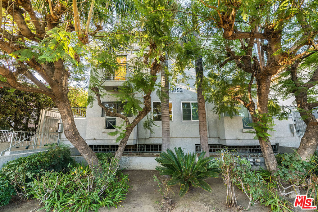 15153 Burbank Boulevard #5