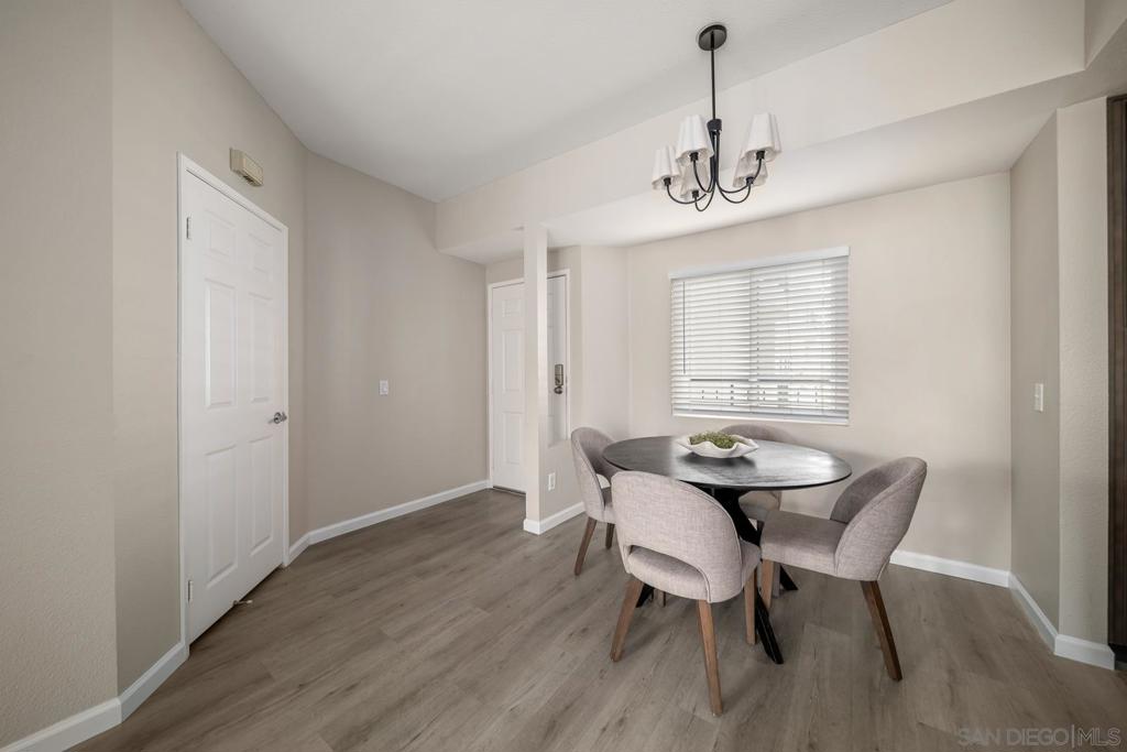 680 Camino De La Reina - photo 10
