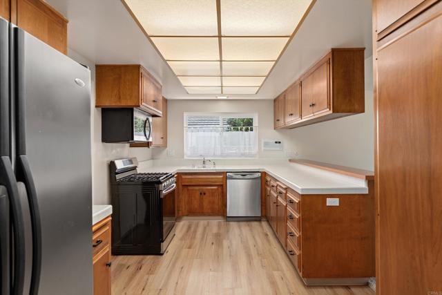 Detail Gallery Image 12 of 52 For 1304 San Julian Dr, San Marcos,  CA 92078 - 3 Beds | 2 Baths