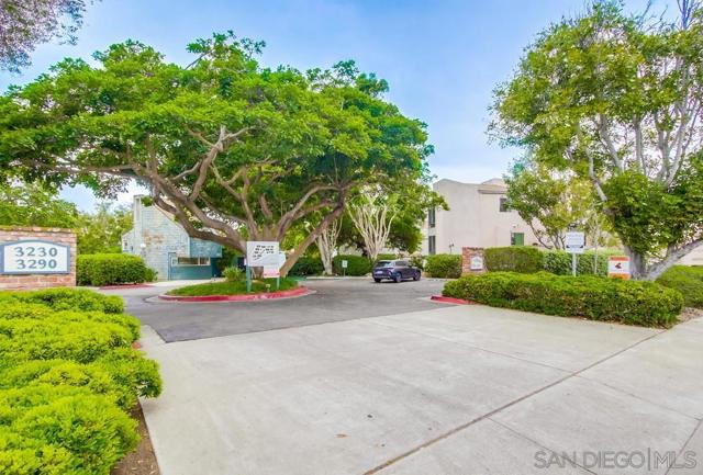 3262 Ashford St, San Diego CA: https://media.crmls.org/mediaz/9d6fad62-4666-4088-916c-8d5d2768ae41.jpg