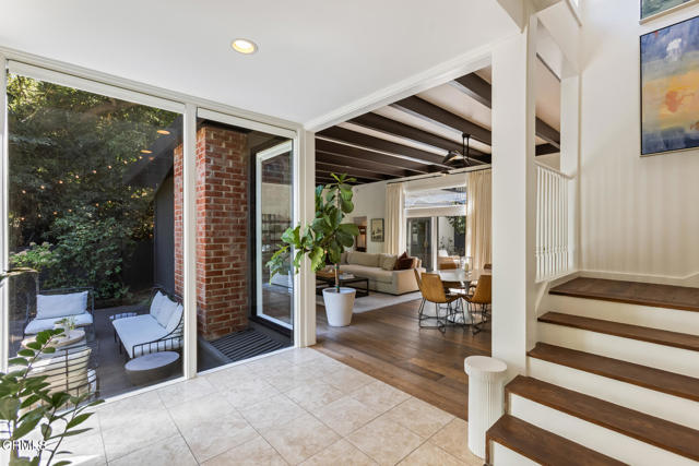 595 Linda Vista Avenue, Pasadena CA: https://media.crmls.org/mediaz/9d70a8e2-c77d-4fdc-9cdb-d025c8217ac0.jpg