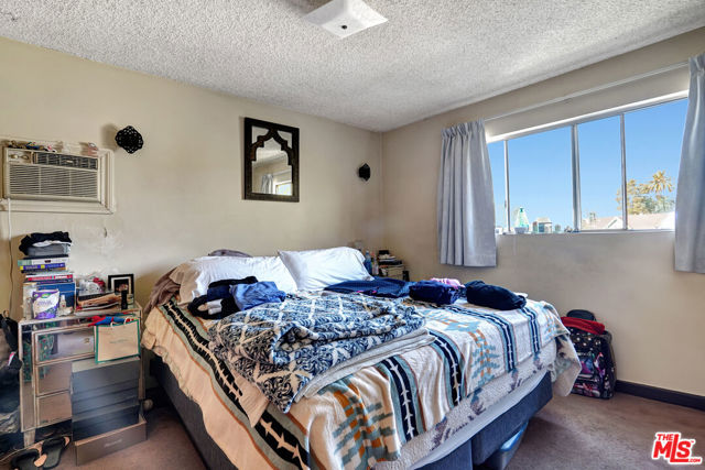 901 Rosemont Avenue, Los Angeles CA: https://media.crmls.org/mediaz/9d7158a8-d771-454d-9c91-64b57c98f132.jpg