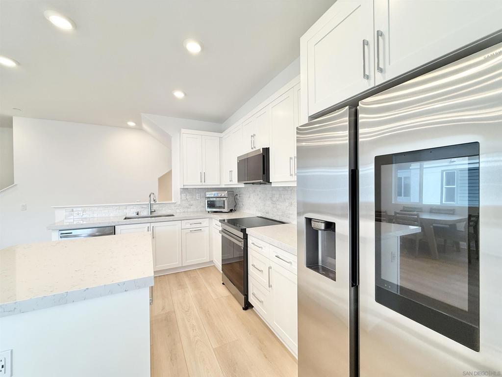 14136 Jonah Way - photo 8