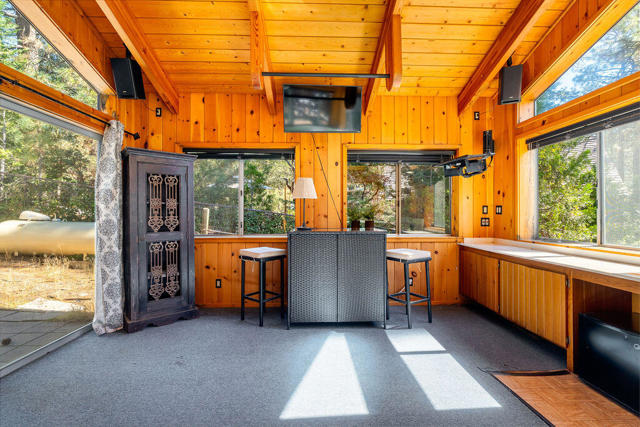 25580 Fir Street Street, Idyllwild CA: https://media.crmls.org/mediaz/9d735249-d806-425f-9c60-df4d5149a925.jpg