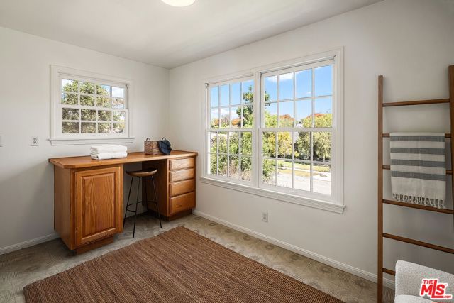 3173 Butler Avenue photo 44