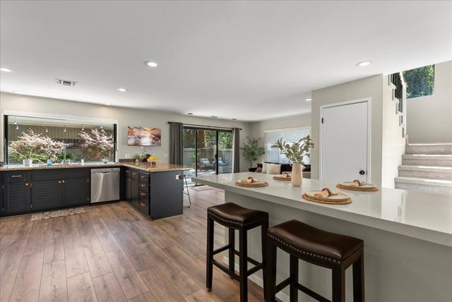 2133 Gold Rush Drive, Gold River CA: https://media.crmls.org/mediaz/9d75925f-d8cb-4c3d-af1b-6f18878589f7.jpg