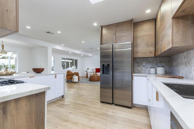 Detail Gallery Image 29 of 75 For 3840 Tomahawk Ln, San Diego,  CA 92117 - 5 Beds | 2 Baths