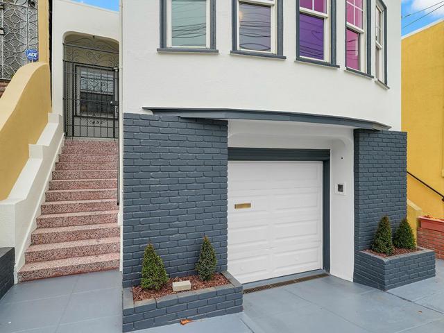 454 Ellington Avenue, San Francisco CA: https://media.crmls.org/mediaz/9d767bde-be9a-49a1-8e1b-80046c7df291.jpg