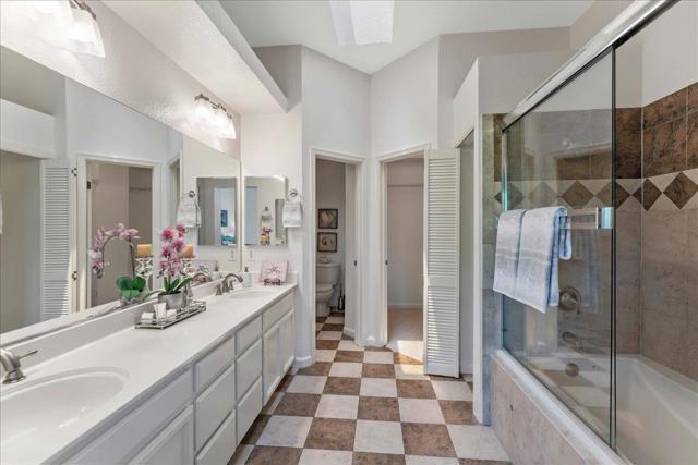 4640 Hampton Falls Place, San Jose CA: https://media.crmls.org/mediaz/9d77534d-78cb-4db3-872f-fdff99ce04be.jpg