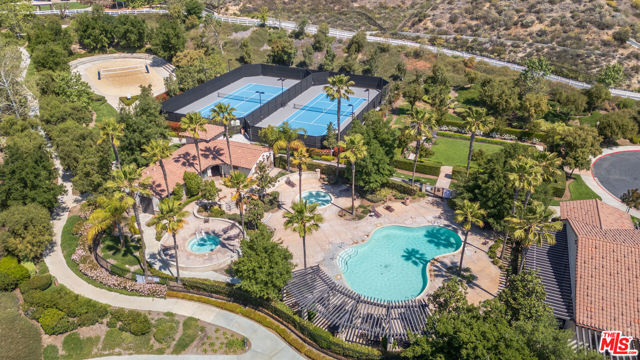 29266 Pilgrim Court, Valencia CA: https://media.crmls.org/mediaz/9d78098b-8f27-4086-bb59-1124b241937e.jpg