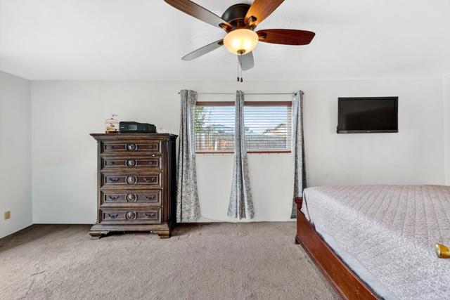 1260 Heather Glen Circle, Hollister CA: https://media.crmls.org/mediaz/9d7868fd-5dfc-443a-a2cd-735900cbbcf9.jpg