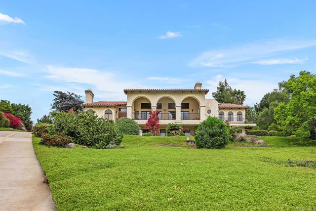 12982 Polvera Ct, San Diego CA: https://media.crmls.org/mediaz/9d7969b4-f077-44a5-8923-633af588dd6e.jpg