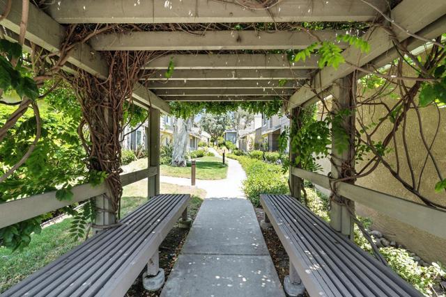 3707 Caminito Carmel, San Diego CA: https://media.crmls.org/mediaz/9d79c2e3-1d54-4d5e-a322-48f8627b9c34.jpg