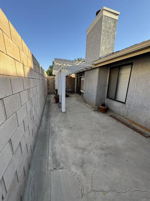 Detail Gallery Image 12 of 13 For 1365 Yorktown Cir, San Jacinto,  CA 92583 - 2 Beds | 2 Baths