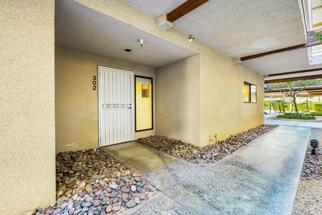 255 S Avenida Caballeros #302, Palm Springs, CA 92262