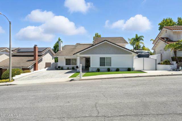 3225 Bear Creek Drive, Newbury Park CA: https://media.crmls.org/mediaz/9d7b0d50-21b0-4f28-9e7e-582cc9b074be.jpg