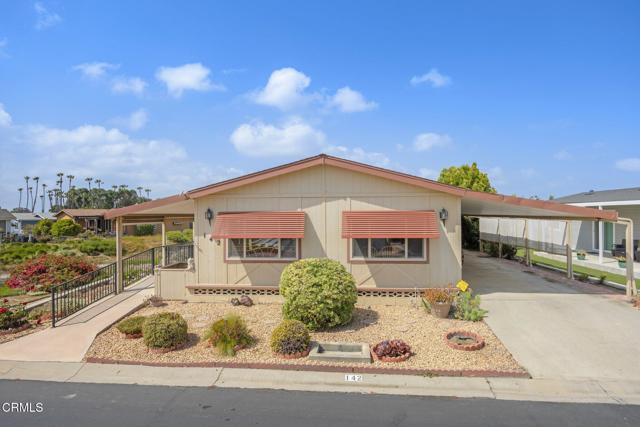 142 Poinsettia Gardens Drive, Ventura CA: https://media.crmls.org/mediaz/9d7b685c-4577-41d5-8c4f-ec4d03eb1a53.jpg