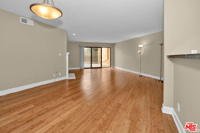 1633 S Bentley Avenue, West Los Angeles CA: https://media.crmls.org/mediaz/9d7bb8f9-a098-4fb0-ac30-dc5a2f86c52b.jpg