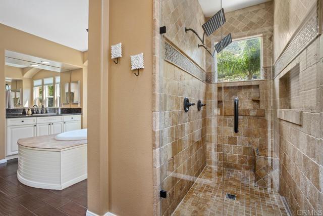 3385 Wild Oak Lane, Escondido CA: https://media.crmls.org/mediaz/9d7c8839-978c-46a3-b897-17d408ddc5f7.jpg