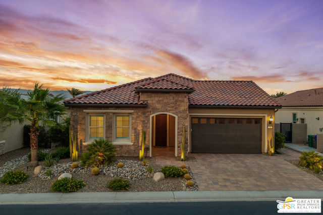 14 Cork Tree, Rancho Mirage CA: https://media.crmls.org/mediaz/9d7cae4c-f4b6-4e05-a933-c5d7e7befb19.jpg
