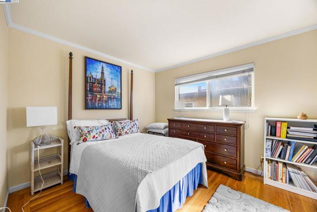 2461 Trenton Dr, San Bruno CA: https://media.crmls.org/mediaz/9d7d0161-4f85-41ae-9911-b4643ed5c809.jpg