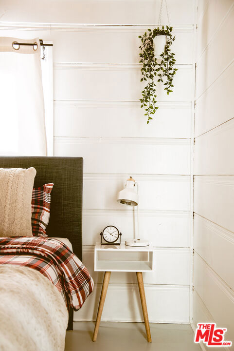 https://media.crmls.org/mediaz/9d7d6dbf-2bf8-43cb-b4a5-db7ec8b71ebf.jpg?preset=X-Large
